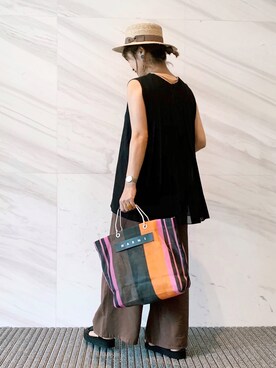 「Daniel Wellington（ダニエルウェリントン）の販売終了クラシックペティット アッシュフィールド32mm（アナログ腕時計）」を使った、おしゃれ豆知識💡のSERINAさん（レディース・163cm）の夏コーディネート