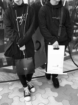 「Yohji Yamamoto（ヨウジヤマモト）のアイテム（パーカー）」を使った、UtOさん（メンズ・173cm）の冬コーディネート