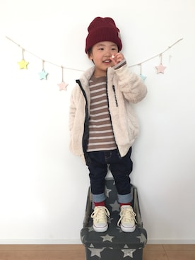 「赤い靴下」｜「アイテム（その他アウター）」を使った、kotaさん（キッズ・90cm）の秋コーディネート