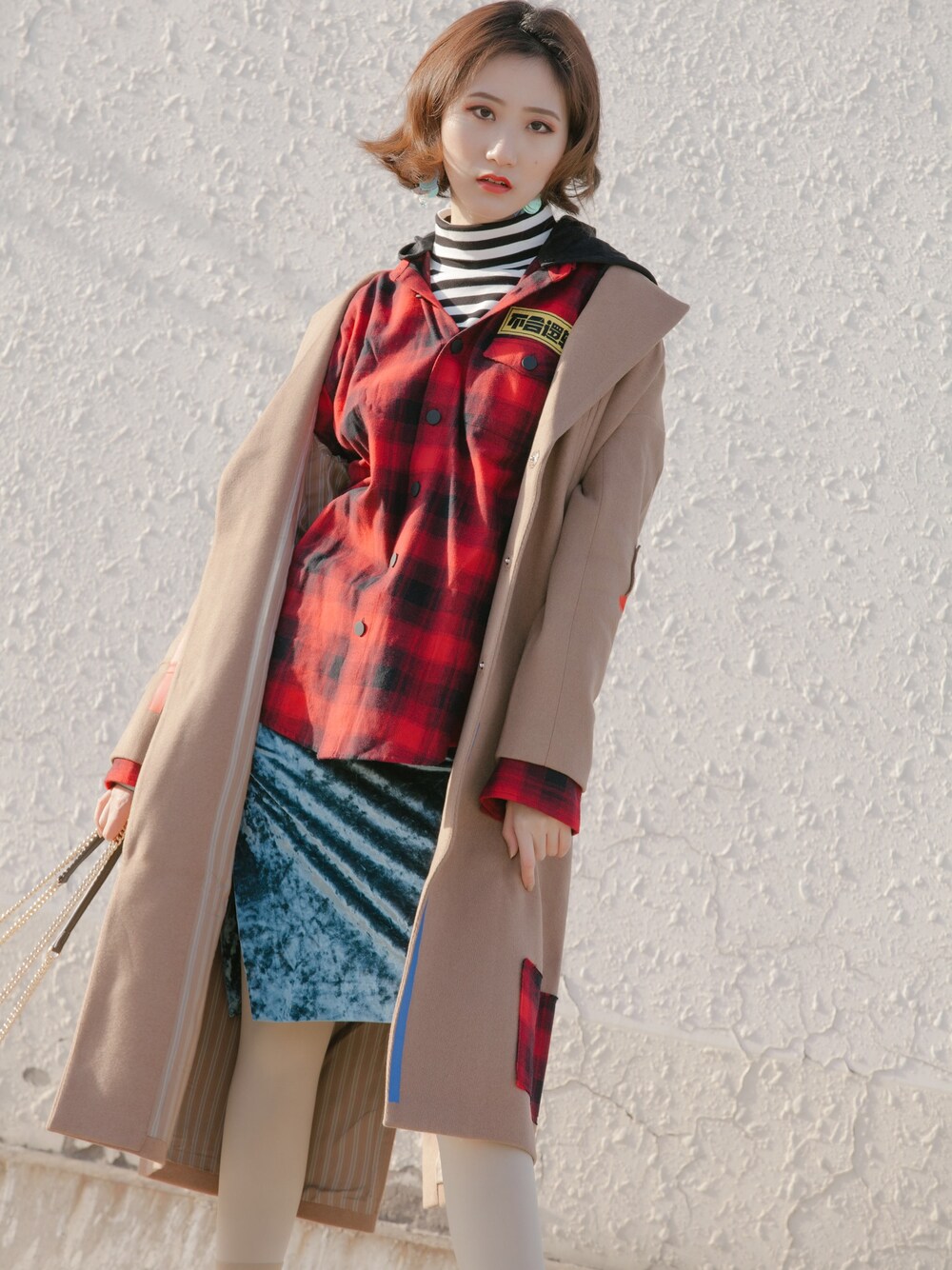 「ootd、冬、カジュアルコーデ」｜「youppieのアイテム（ピーコート、ベージュ系）」を使った、菲さん（レディース・171cm）の冬コーディネートの1枚目の写真