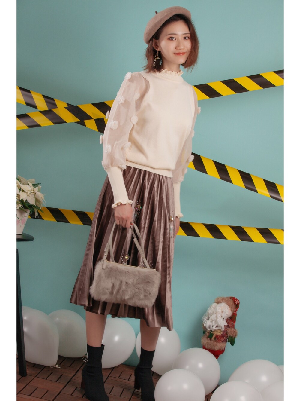 「シンプル、休日コーデ、カジュアル、今日のコーデ、春、girl、ootd、UNIQLO」｜「zxlのアイテム（スカート、ブラウン系）」を使った、菲さん（レディース・171cm）の冬コーディネートの1枚目の写真