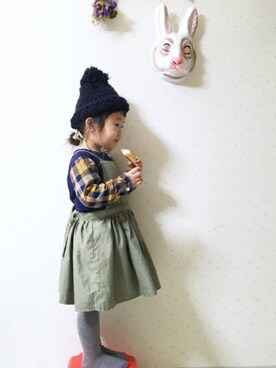 「サロペットスカート」｜「アイテム（ニットキャップ/ビーニー）」を使った、fuuさん（キッズ・90cm）の冬コーディネート