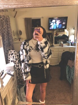 「chic」｜「アイテム（その他アウター）」を使った、allysonturnerさん（レディース・175cm）の冬コーディネート