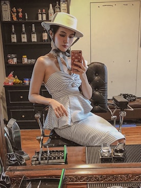 Alessandra Mainaさんのコーディネート