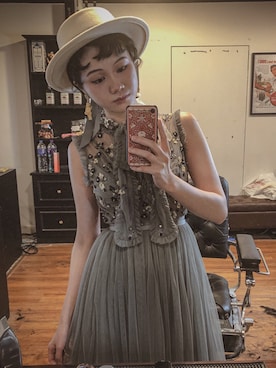 Alessandra Mainaさんのコーディネート