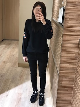「JEANASIS（ジーナシス）のSILKYデニムスキニー/569329 ☆高機能素材アイテム☆（Denim pants、ブラック系）」を使った、s a k i .さん（レディース）の冬コーディネート