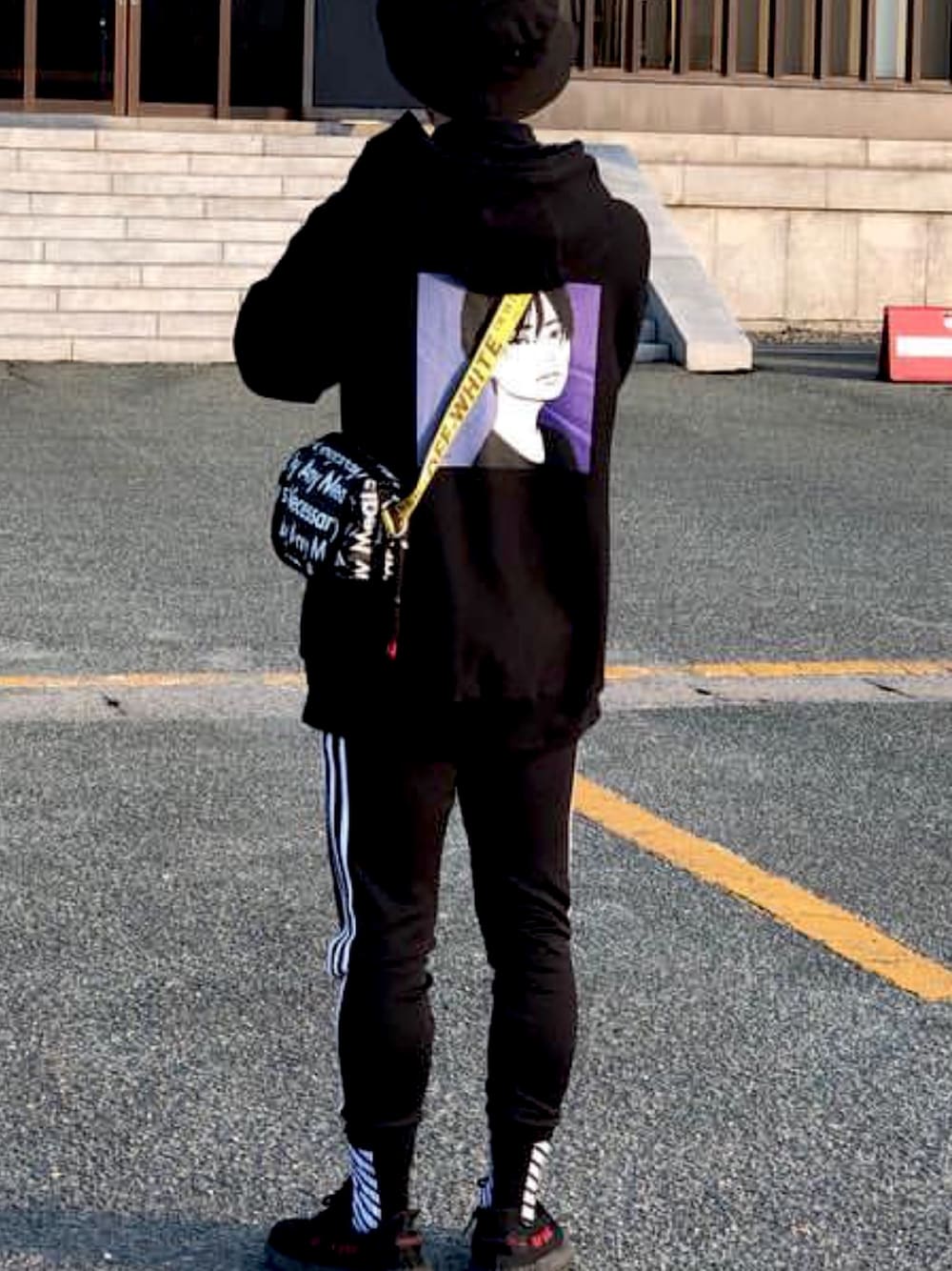 「KYNE、FTC、COOTIE、cootieproductions、adidas originals、supreme、Supreme x The North Face、アート、福岡、THE NORTH FACE」｜「COOTIE PRODUCTIONSのアイテム（ハット、ブラック系）」を使った、KaKaさん（メンズ・170cm）の冬コーディネートの1枚目の写真