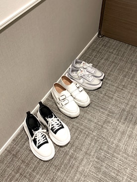 「Alexander McQueen（アレキサンダーマックイーン）のアイテム（シューズ）」を使った、Рюичи Анаиさん（メンズ・168cm・20代）の春コーディネート