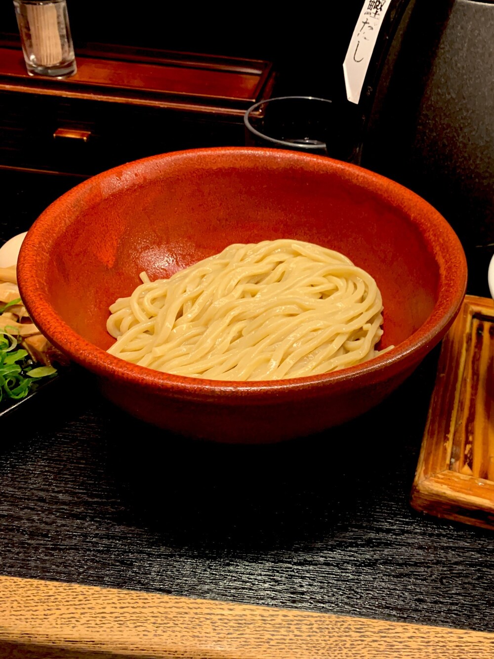 「生麺のアイテム（その他パンツ、ベージュ系）」を使った、munさん（キッズ・270cm）の春コーディネートの1枚目の写真
