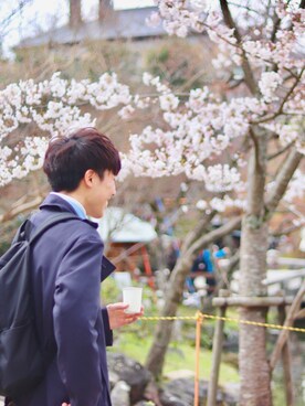 「SENSE OF PLACE by URBAN RESEARCH（センスオブプレイスバイアーバンリサーチ）のアイテム（トレンチコート）」を使った、たくさん（メンズ・170cm）の春コーディネート