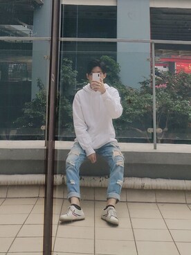 周常喜JoKercHOwさんのコーディネート