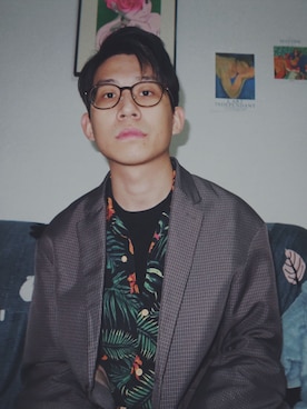「PULL&BEAR（プルアンドベア）のアイテム（トップス）」を使った、周常喜JoKercHOwさん（メンズ・180cm）の冬コーディネート