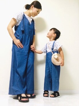 「親子でおそろい」｜「アイテム（サロペット/オーバーオール）」を使った、A KEYさん（キッズ・100cm）の夏コーディネート