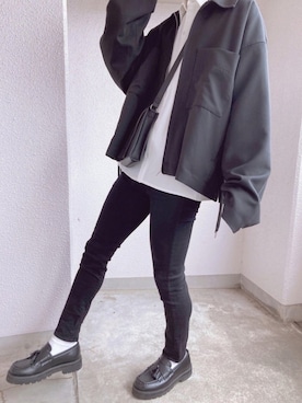 「act'm（アクトム）のact'm 袖ボリューム ビッグシルエット TR CPOワイドショートブルゾン-2020 act'm SPRING NEW ITEM-（ブルゾン、ブラック系）」を使った、たくみ さん（メンズ・174cm）の春コーディネート