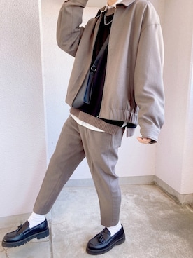 「CASPER JOHN（キャスパージョン）のBallon Sweat/バルーンスウェット（スウェット、ブラック系）」を使った、たくみ さん（メンズ・174cm）の春コーディネート