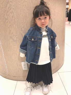 「CIAOPANIC TYPY（チャオパニックティピー）のアイテム（デニムジャケット）」を使った、あゆみさん（キッズ・80cm）の冬コーディネート
