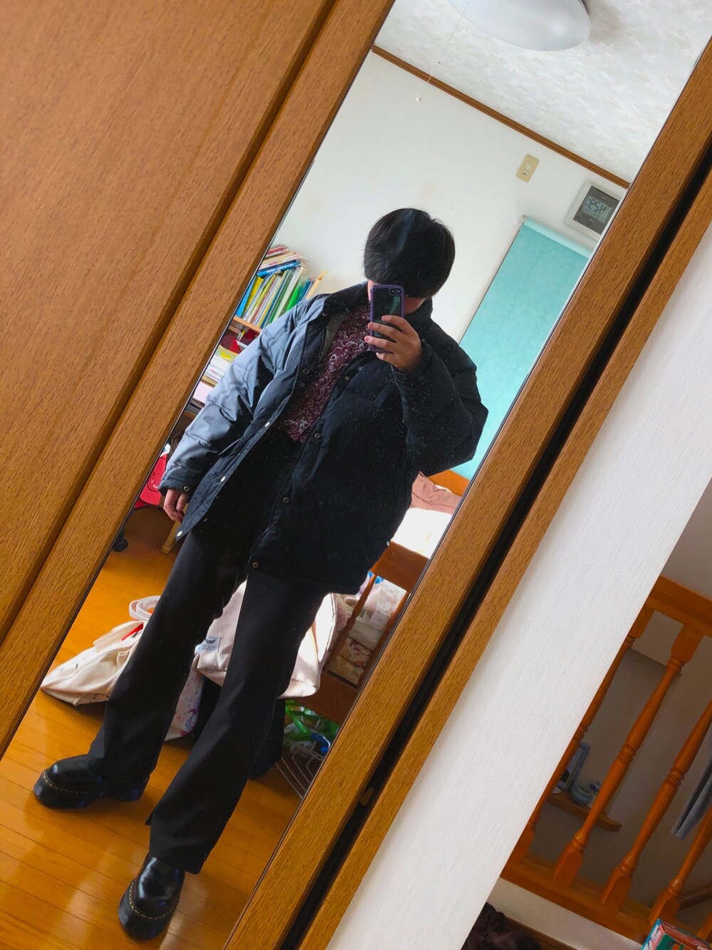 「apres jourのフレアパンツ【ZOZOTOWN限定アイテム】（その他パンツ、ブラック系）」を使った、daichiさん（メンズ・165cm）の春コーディネートの1枚目の写真