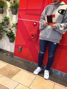 「SLY（スライ）のアイテム（PC・スマホグッズ/家電）」を使った、M-factoryさん（レディース・165cm）の秋コーディネート