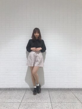 「ショーパン」｜「アイテム（その他シューズ）」を使った、マジェスティックレゴン池袋サンシャインシティ店スタッフさん（レディース・155cm）の春コーディネート
