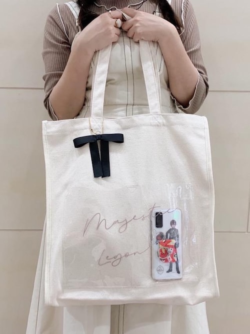 マジェスティックレゴン池袋サンシャインシティ店スタッフ Majestic Legon Majestic Legonのトートバッグを使ったコーディネート Wear