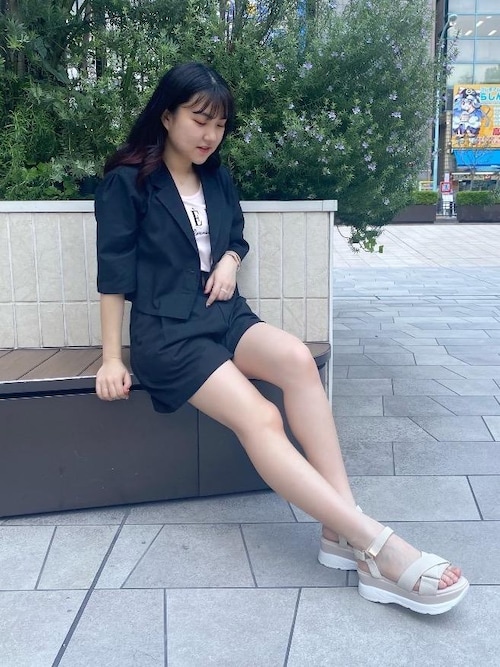 マジェスティックレゴン池袋サンシャインシティ店スタッフ Majestic Legon Majestic Legonのサンダルを使ったコーディネート Wear