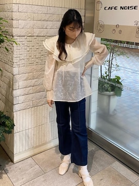 「でにむ」｜「アイテム（パンプス）」を使った、マジェスティックレゴン池袋サンシャインシティ店スタッフさん（レディース・160cm）の春コーディネート