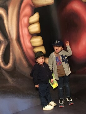 「DENIM DUNGAREE（デニムダンガリー）のアイテム（ブルゾン）」を使った、かいまさん（キッズ・70cm）の秋コーディネート