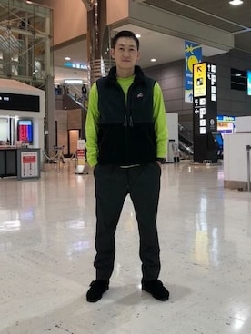「アイテム（モカシン/デッキシューズ）」を使った、慈道 一磨さん（メンズ・170cm）の秋コーディネート