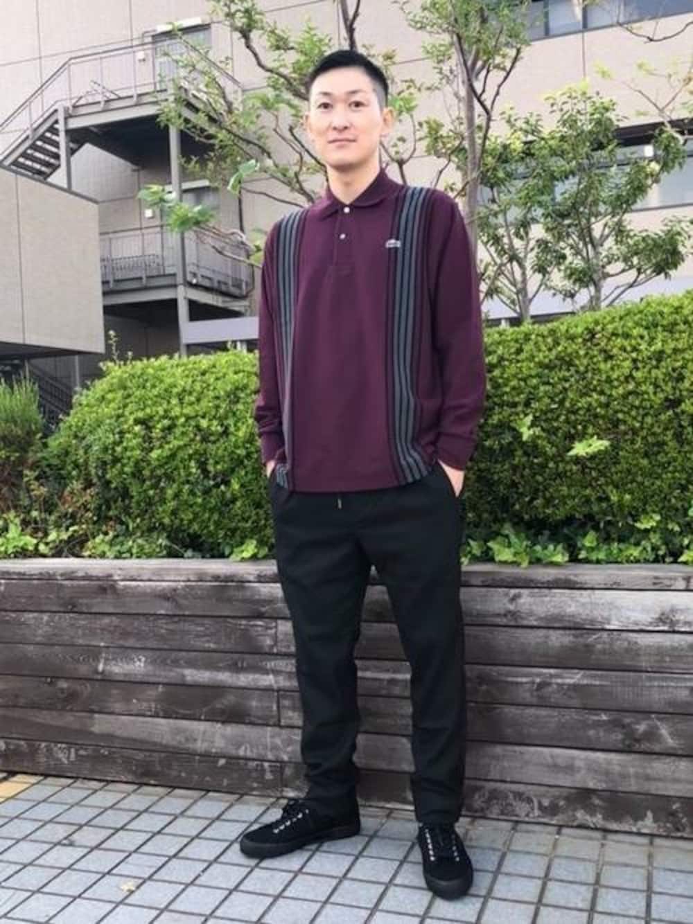 「VAINL ARCHIVEの＜LACOSTE＞×＜BEAUTY&YOUTH＞ by ＜VAINL ARCHIVE＞ LS PL/ポロシャツ（ポロシャツ、レッド系）」を使った、慈道 一磨さん（メンズ・170cm）の秋コーディネートの1枚目の写真