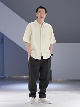 「Thingless（シングレス）のアイテム（パンツ）」を使った、慈道 一磨さん（メンズ・170cm）の春コーディネート