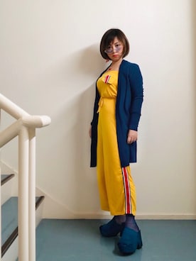 「カラーサングラス」｜「アイテム（オールインワン・サロペット）」を使った、はんだぱんださん（レディース・146cm）の春コーディネート