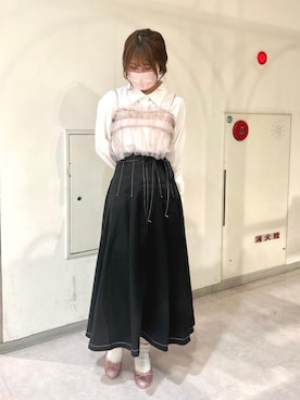 「MAJESTIC LEGON（マジェスティックレゴン）のステッチラインタックフレアスカート（スカート）」を使った、マジェスティックレゴン名古屋近鉄店スタッフさん（レディース・155cm）の春コーディネート