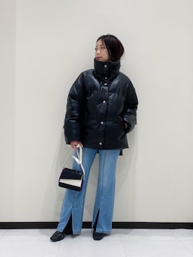 「スリットパンツ」｜「アイテム（ブルゾン）」を使った、Chisaさん（レディース・154cm）の冬コーディネート