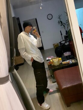 董知衡さんのコーディネート