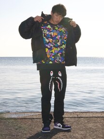 A BATHING APE（アベイシングエイプ）の「SHARK SLIM STRETCH