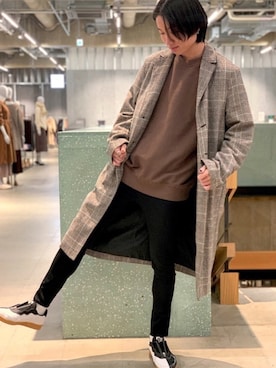 「koe（コエ）のアイテム（チェスターコート）」を使った、🦋¥U🦋さん（メンズ・180cm）の秋コーディネート