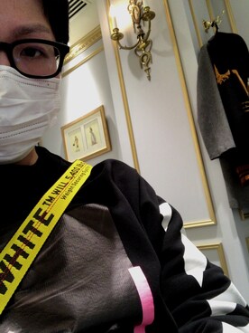 「off white（オフホワイト）のアイテム（ブルゾン）」を使った、コバさん（メンズ・170cm）の秋コーディネート