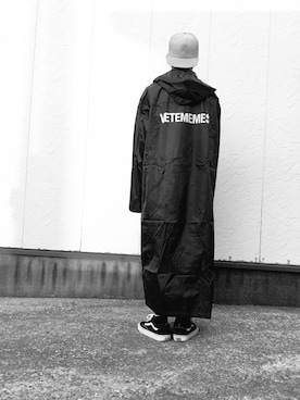 「DRKSHDW by RICK OWENS（ダークシャドウ バイ リックオウエンス）のアイテム（帽子）」を使った、みずきさん（メンズ・170cm）の冬コーディネート