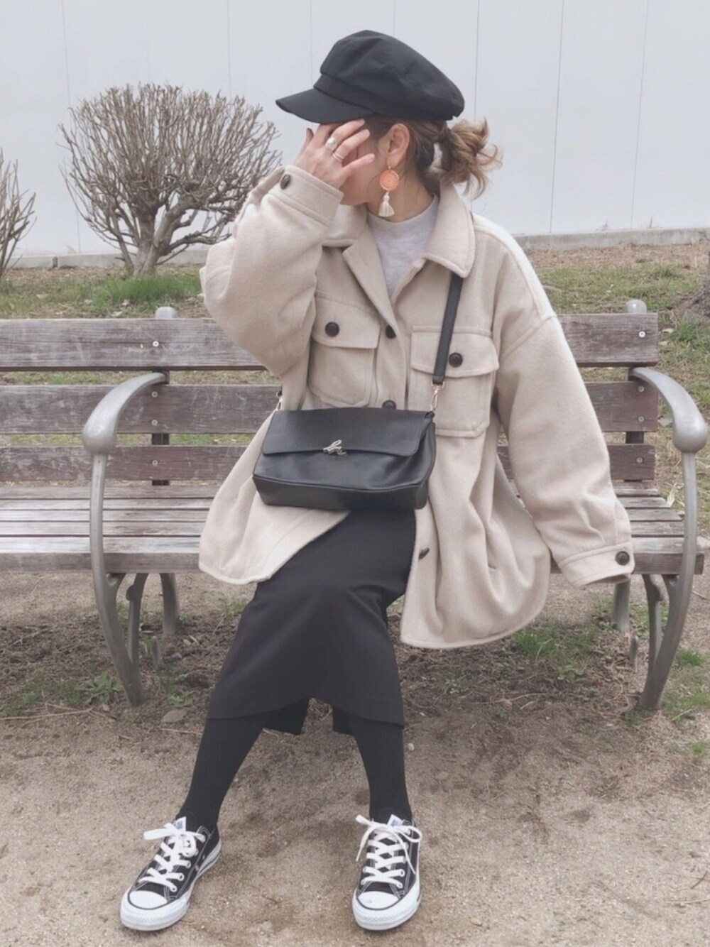 ããŒãžã¥ç³»ã®ãã®ä»ã¢ãŠã¿ãŒãã°ã¬ãŒç³»ã®ããŒã«ãŒããã©ãã¯ç³»ã®ã¹ã«ãŒããççšããã¬ãã£ãŒã¹ã®å¬ã³ãŒãã£ããŒãã®1æç®ã®åç