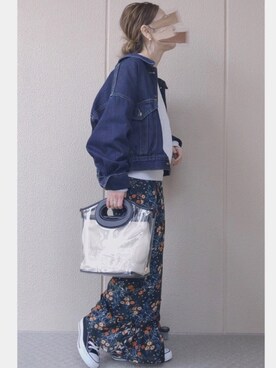 「花柄パンツ」｜「アイテム（デニムジャケット）」を使った、𝚜𝚊𝚢𝚊さん（レディース・152cm）の冬コーディネート