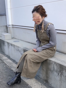 「オリーブ」｜「アイテム（サロペット/オーバーオール）」を使った、𝚜𝚊𝚢𝚊さん（レディース・152cm）の冬コーディネート