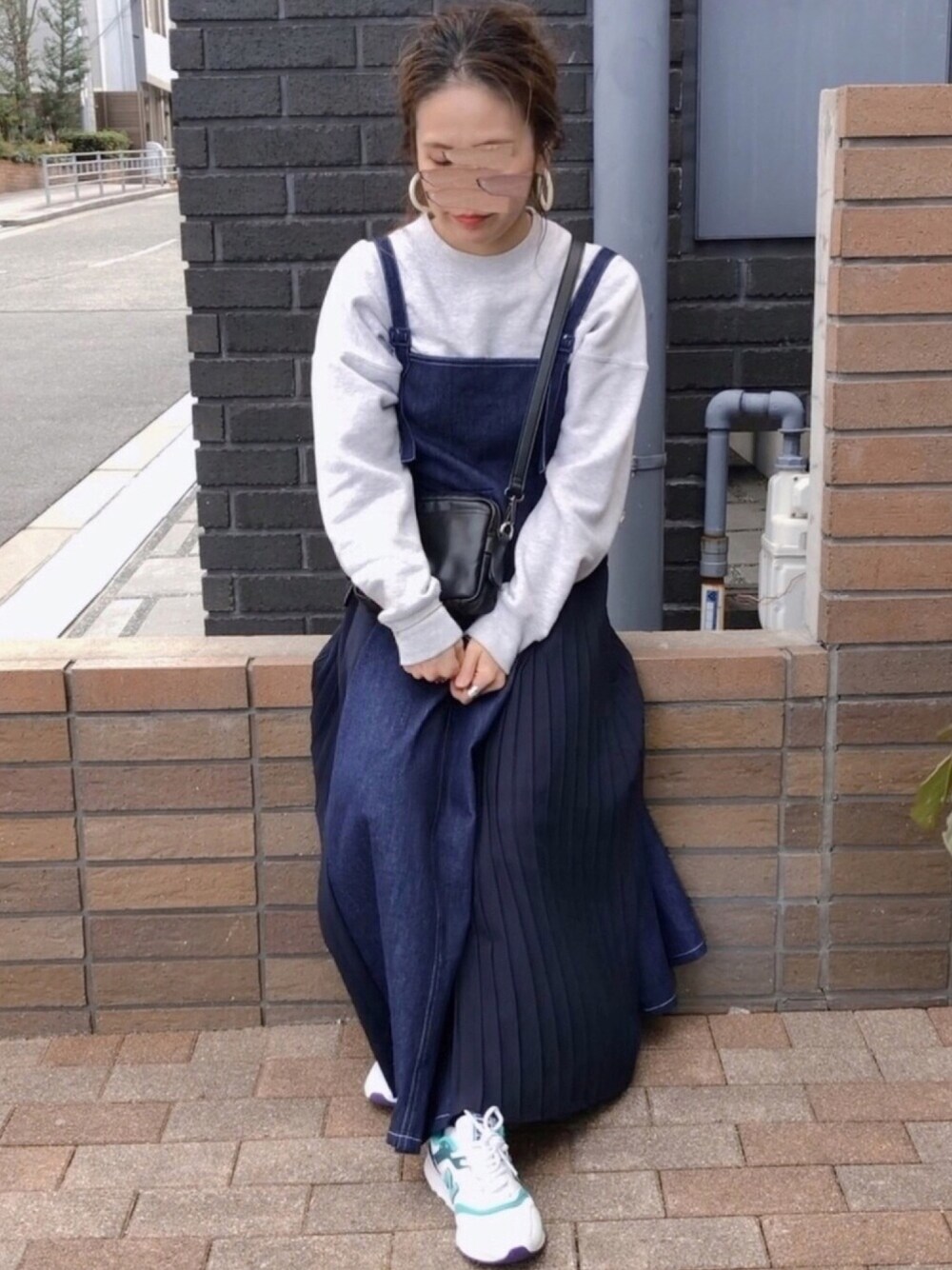 ãã«ãŒç³»ã®ãžã£ã³ããŒã¹ã«ãŒããã°ã¬ãŒç³»ã®ããŒã«ãŒããã¯ã€ãç³»ã®ã¹ããŒã«ãŒãççšããã¬ãã£ãŒã¹ã®å¬ã³ãŒãã£ããŒãã®1æç®ã®åç