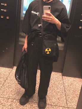 「Gosha Rubchinskiy（ゴーシャラブチンスキー）のアイテム（財布/小物）」を使った、くさん（メンズ・163cm）の春コーディネート