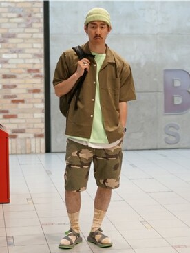 「Chaco（チャコ）のアイテム」を使った、BEAMS MENさん（メンズ・176cm）の夏コーディネート