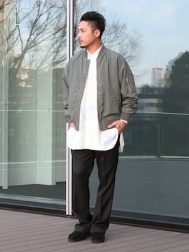 「BEAMS（ビームス）のアイテム（MA-1）」を使った、BEAMS MENさん（メンズ・178cm）の春コーディネート