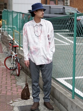 「BEAMS（ビームス）のアイテム（ボディバッグ/ウエストポーチ）」を使った、BEAMS MENさん（メンズ・175cm）の春コーディネート