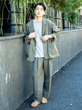 「BEAMS（ビームス）のアイテム（スラックス）」を使った、BEAMS MENさん（メンズ・174cm）の春コーディネート