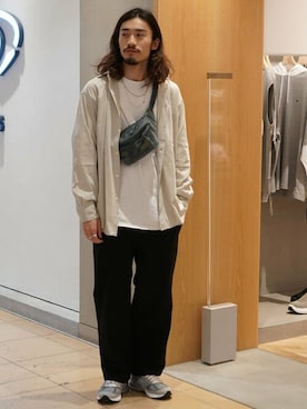 「BEAMS（ビームス）のアイテム（スラックス）」を使った、BEAMS MENさん（メンズ・175cm）の春コーディネート