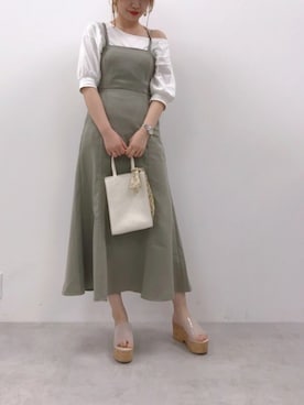「シンフルコーデ」｜「アイテム（ジャンパースカート）」を使った、ホソヤヤスコさん（レディース・161cm）の春コーディネート