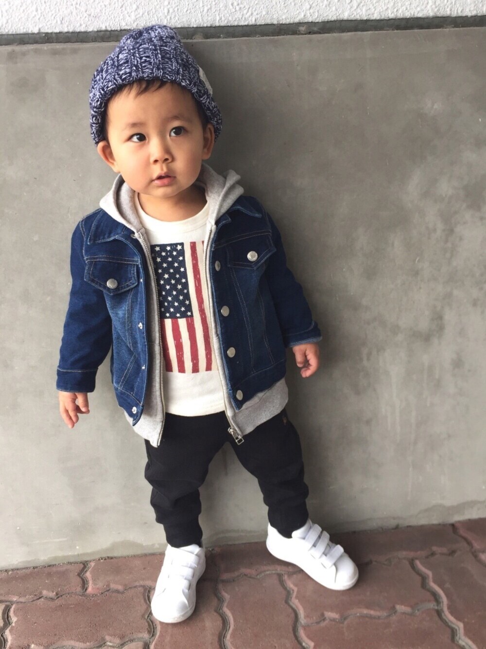 「kids、カジュアルコーデ、男の子、1歳、パーカー」｜「しまむらのアイテム（デニムジャケット、ブルー系）」を使った、KG☻さん（キッズ・80cm）の冬コーディネートの1枚目の写真
